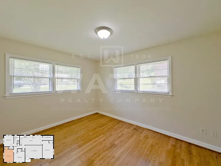1129 Dogwood Ln — Photo 11