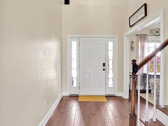 4th image of 310 Vallie Lane