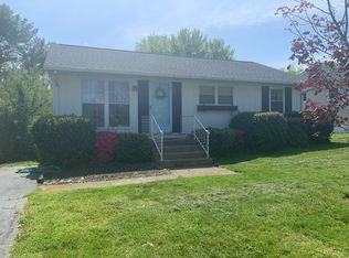 2520 Ellison Ave, Salem, VA 24153