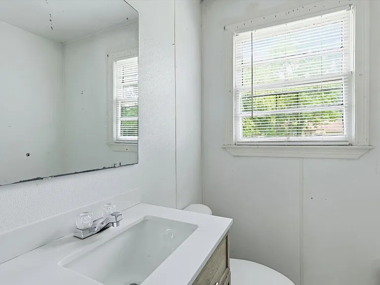 311 Pearl Dr — Photo 5