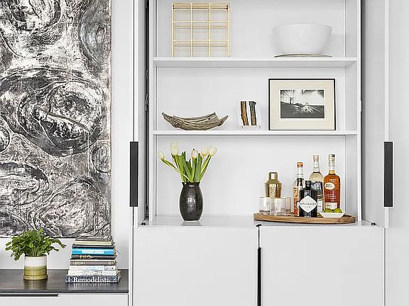 4th image of 265 State St #1902