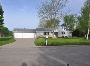 N4211 Maple Ct, Freedom, WI 54130