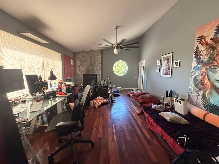 8625 Delmonico Ave — Photo 12
