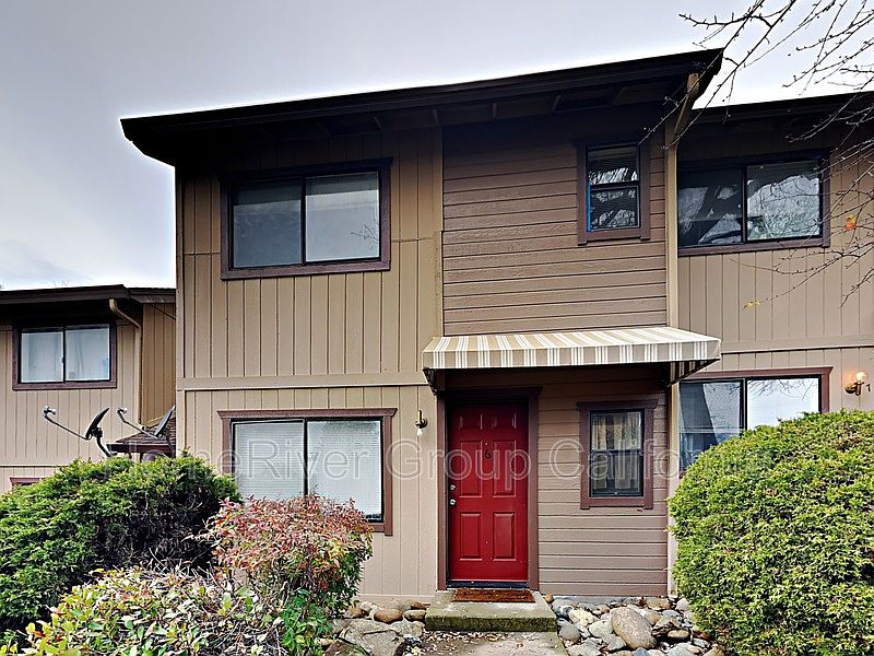 1st image of 3261 La Canada Dr APT 6