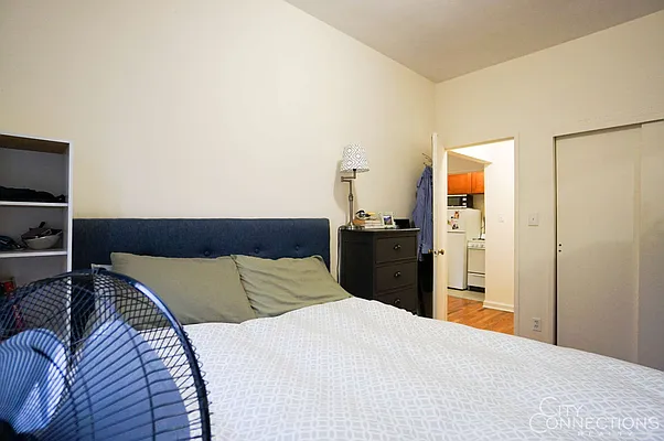 Rented by City Connections Realty | media 25