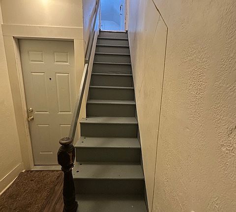 2nd image of 614 Water St #1/2