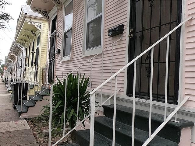 1st image of 3228 Saint Peter St