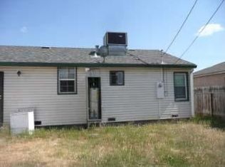 1529 W Country Club Blvd, Stockton, CA 95204