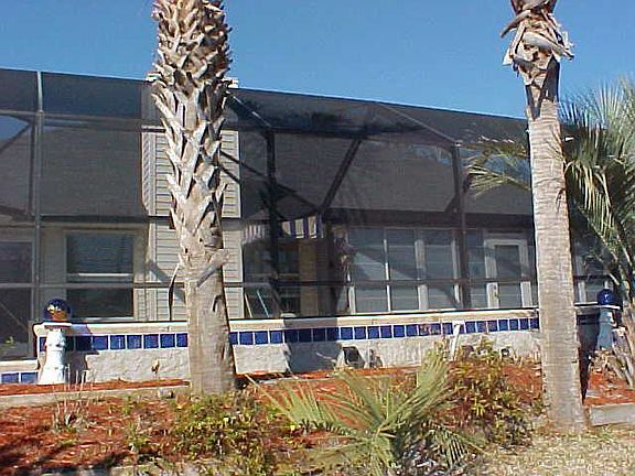 3rd image of 870 Laguna Dr W