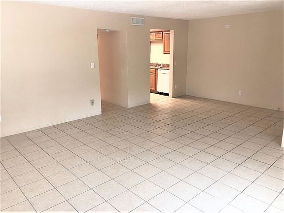 2nd image of 3220 6th St S APT 201