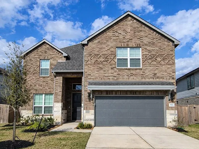5514 Handlewood Ln — Photo 1