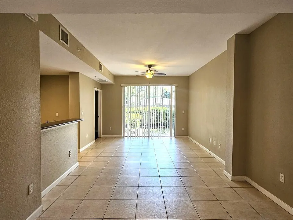 1927 Marsh Harbor Dr