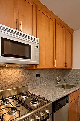 Rented by GoodRock Realty | media 10