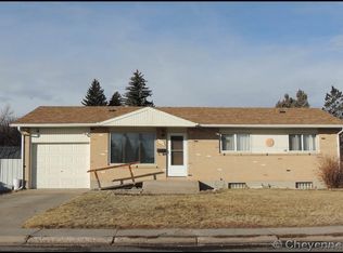 910 Henderson Dr, Cheyenne, WY 82001