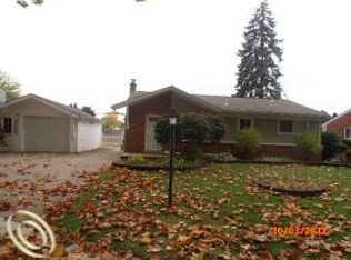 26560 Kendall Ct, Redford, MI 48239