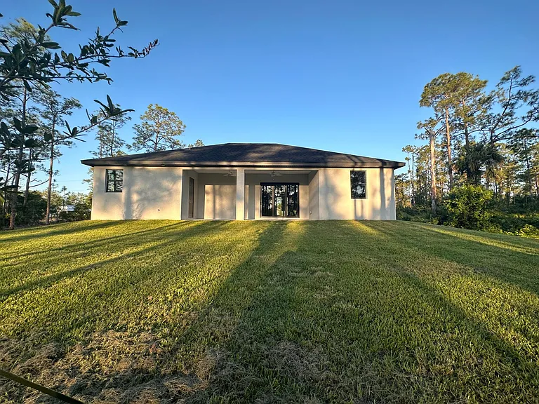 1219 Michael Ave — Photo 37