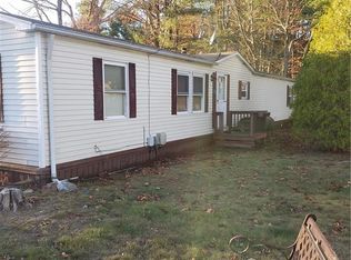 16 Sherwood Valley Ln, Coventry, RI 02816