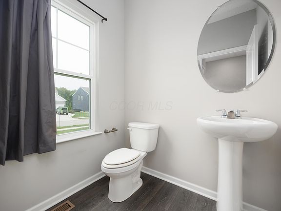 5th image of 123 Beaman Gates Dr