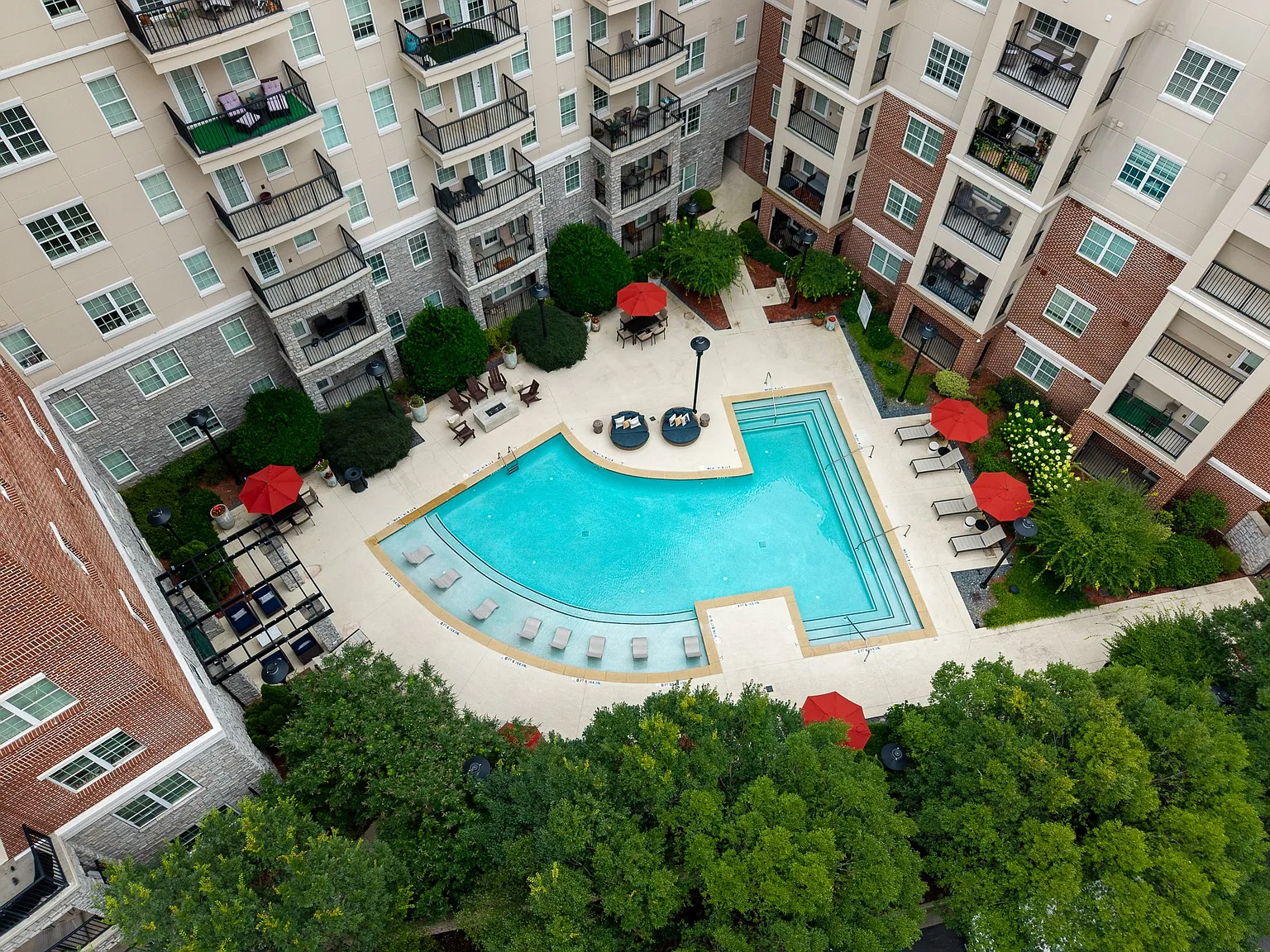 The Rocca Apartments — Photo 3