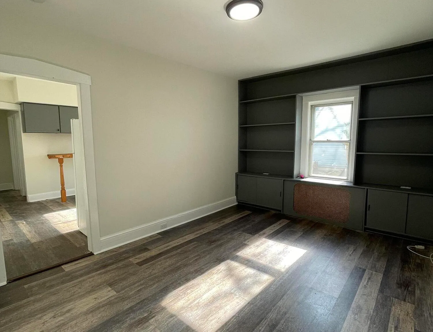 4 bed, 1683 sqft, $2,000 — Photo 3