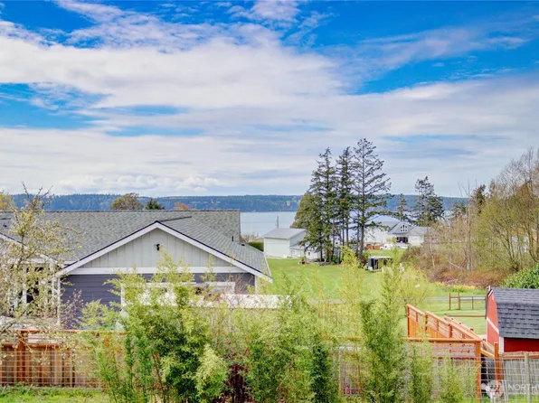 818 Serene View Road, Camano Island, WA 98282