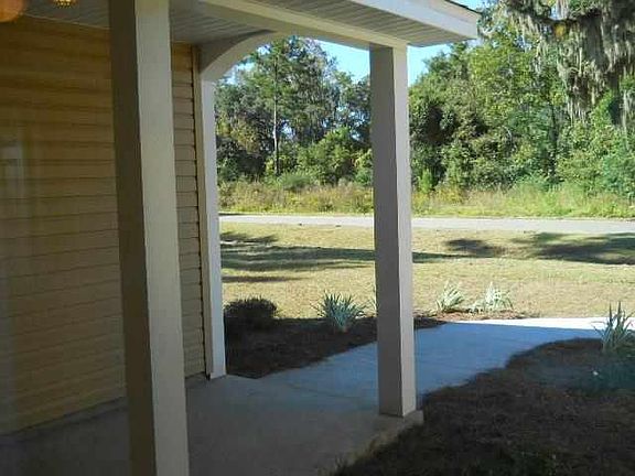 5th image of 130 Grove Ct #Ii