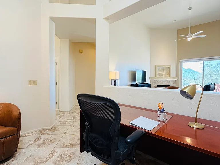 1465 W Bridalveil Pl — Photo 16