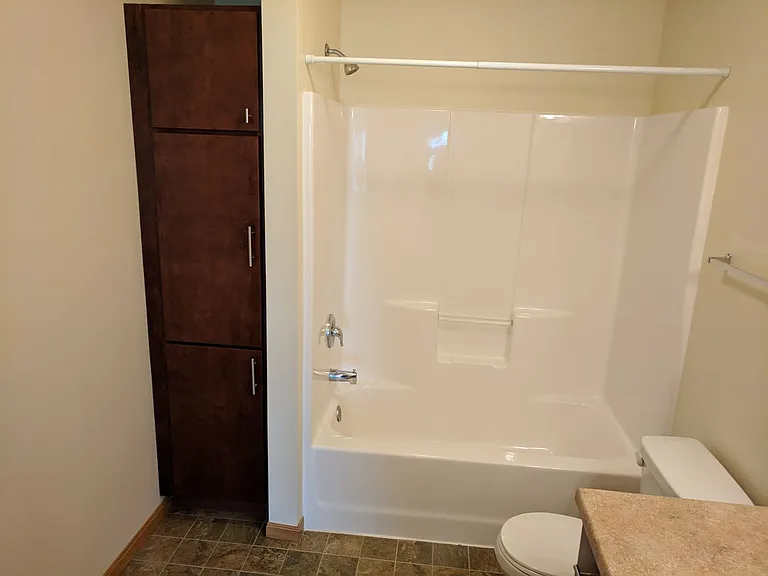 West Lake III Apartments — Photo 131