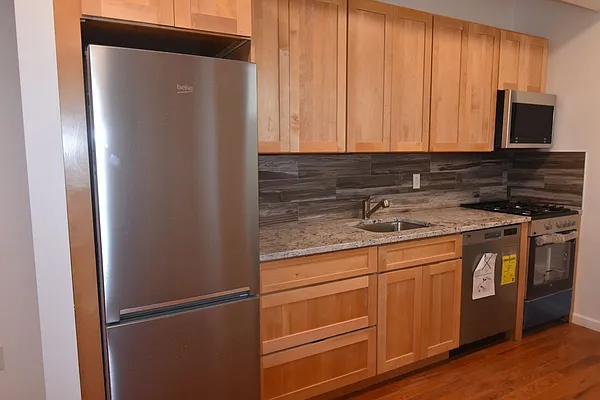 Rented by CNC-Assets | media 13