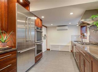 163-04 Cryders Ln, Whitestone, NY 11357