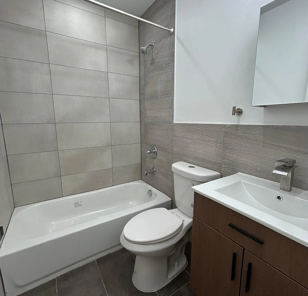 2 bed, $2,150 — Photo 1