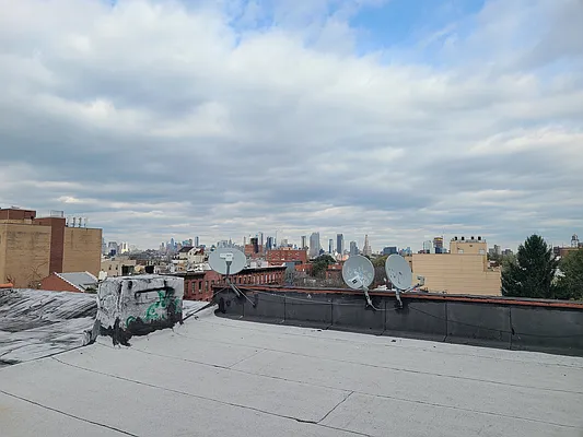 Rented by Matthew Gros-Werter, LREB  | media 16