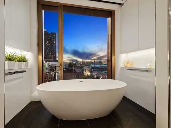 551 West 21st Street image 10 of 21