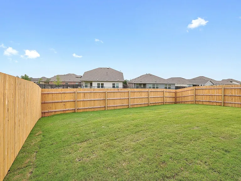 358 San Juan Trl — Photo 12