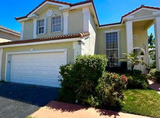 14150 Oak Ridge Dr, Davie, FL 33325