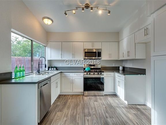 3rd image of 3936 Centura Ave