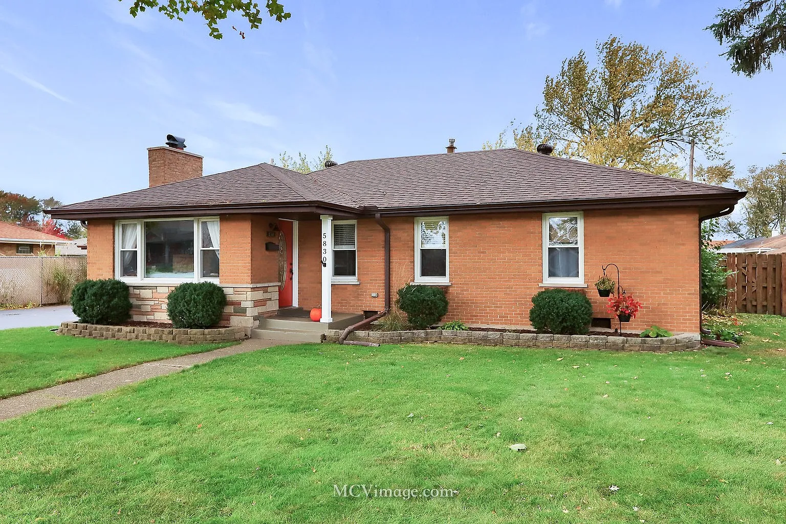 5830 108th Pl photo 1