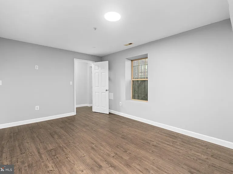 1829 Providence St NE #B — Photo 33