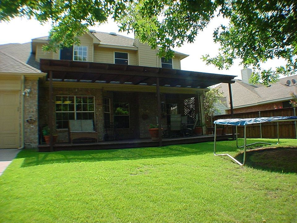 1st image of 404 Newport Dr