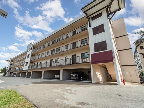 2nd image of 801 River Point Dr APT 202A