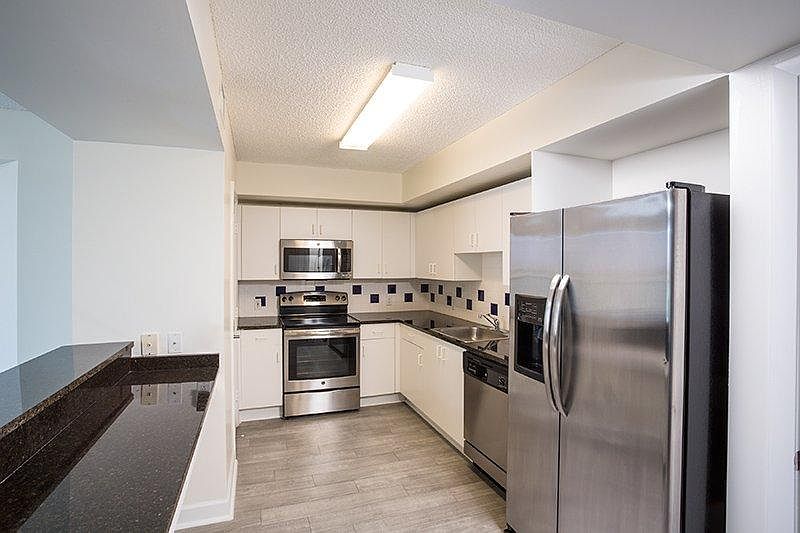 2nd image of 1775 Washington Ave Ph 4