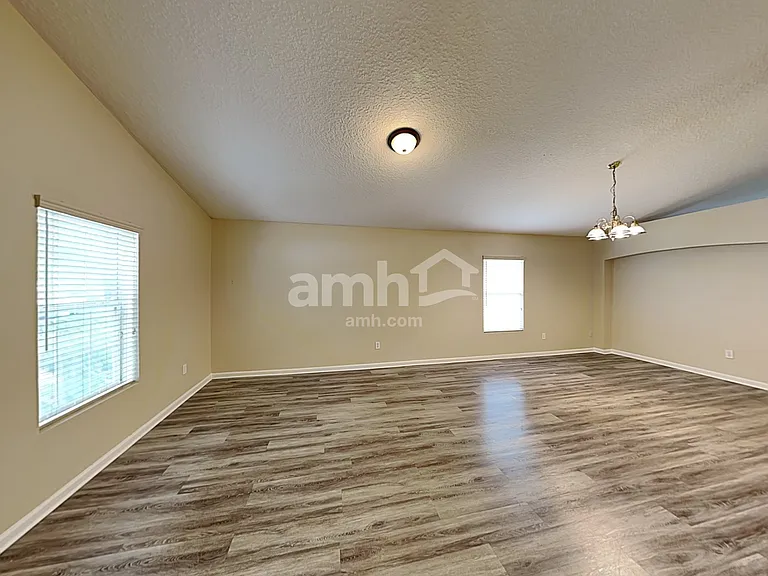 62 Marisco Way — Photo 5