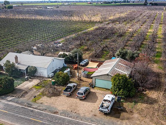 3rd image of 15271 Moore Road