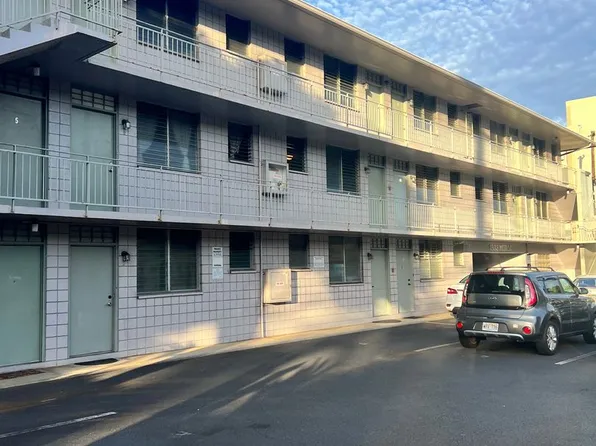 1533 Nehoa St APT 14, Honolulu, HI 96822