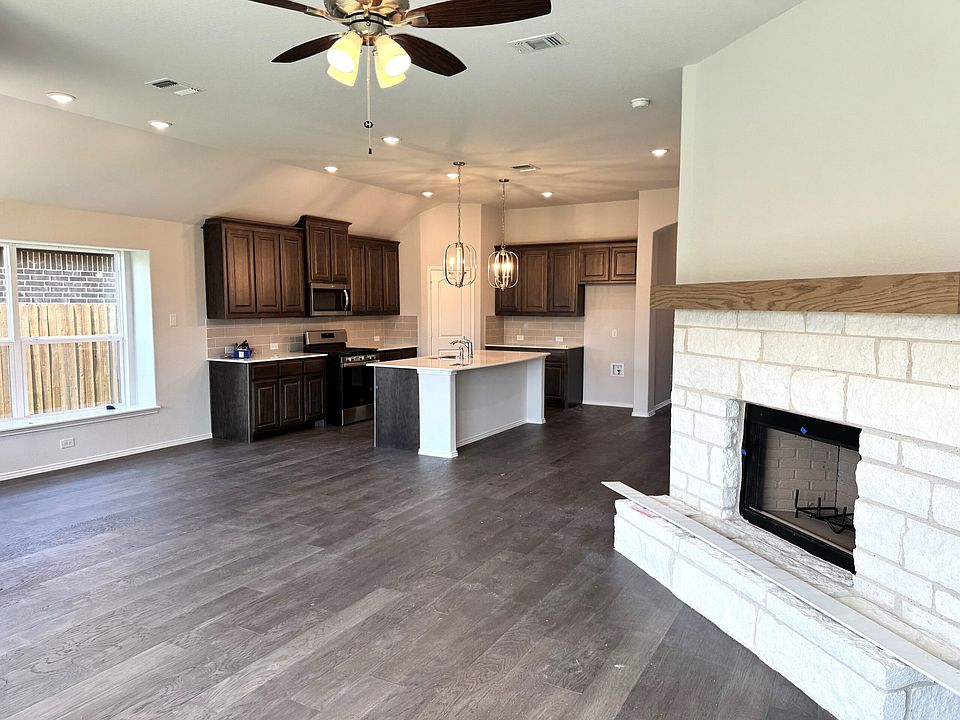 2nd image of 4437 Copper Point Dr