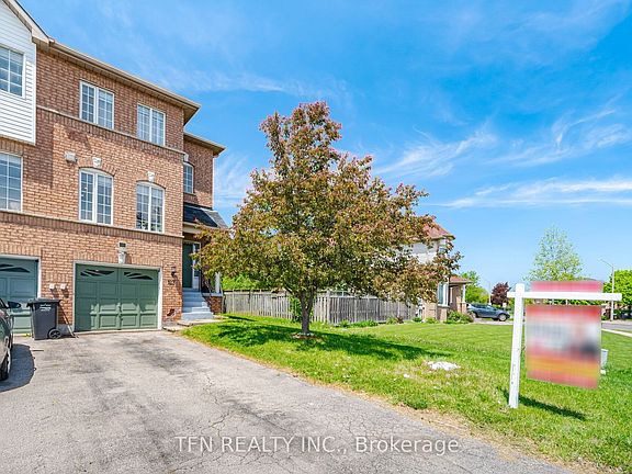 4th image of 123 Brickyard Way