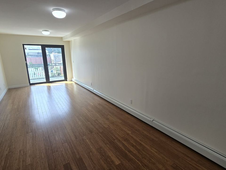 1st image of 106-14 Astoria Blvd Floor 2