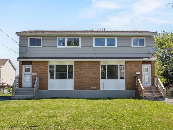 5/5A Marilyn Dr, Dartmouth, NS B2Y 3X9