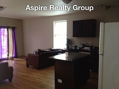 2nd image of 1335 S Fairfield Ave #1