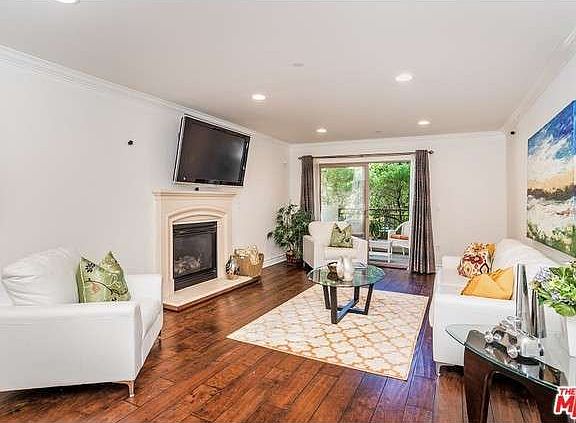3rd image of 1417 S Westgate Ave APT 102